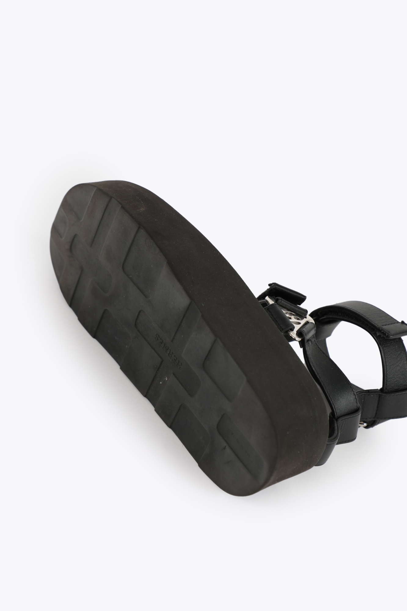 HERMES ブラック フラットシューズ　エディ22、5㎝ S/S 2022 Enid Calfskin Leather Sandals - Hermès | ReSee