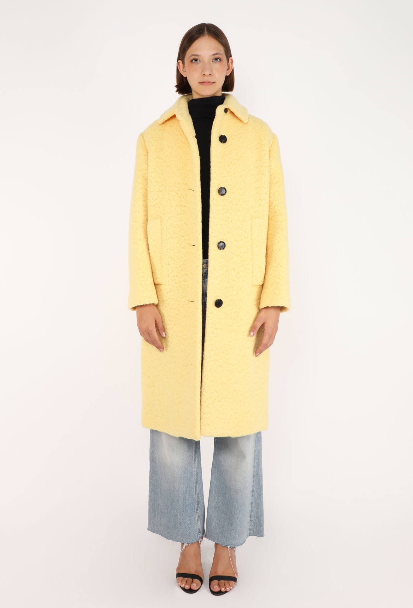PRADA イエローロングコート Textured Oversized Coat, F/W 2021 - Prada | ReSee