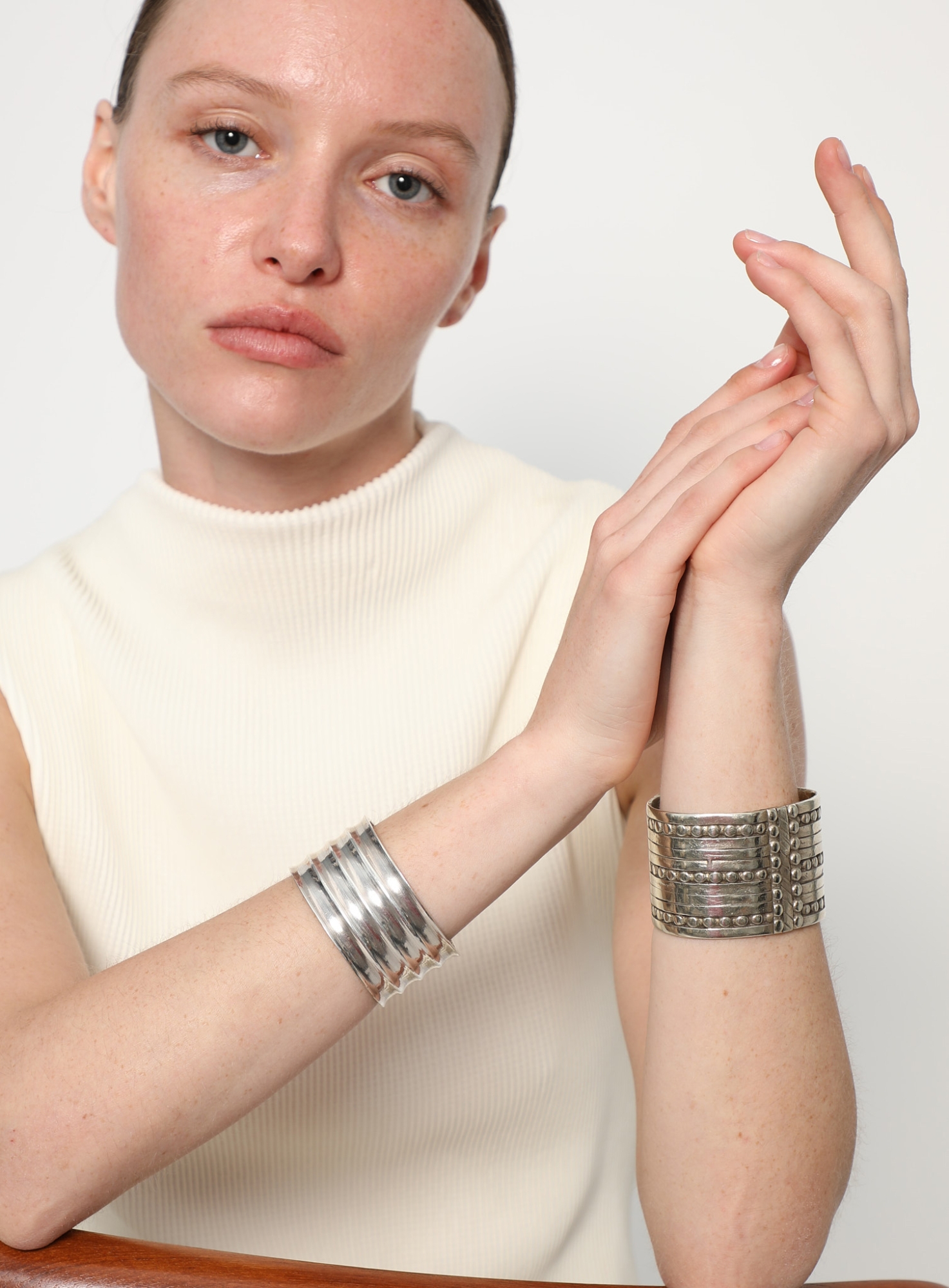 Dotted Silver Open Bangle Bracelet | Authentic & Vintage | ReSee