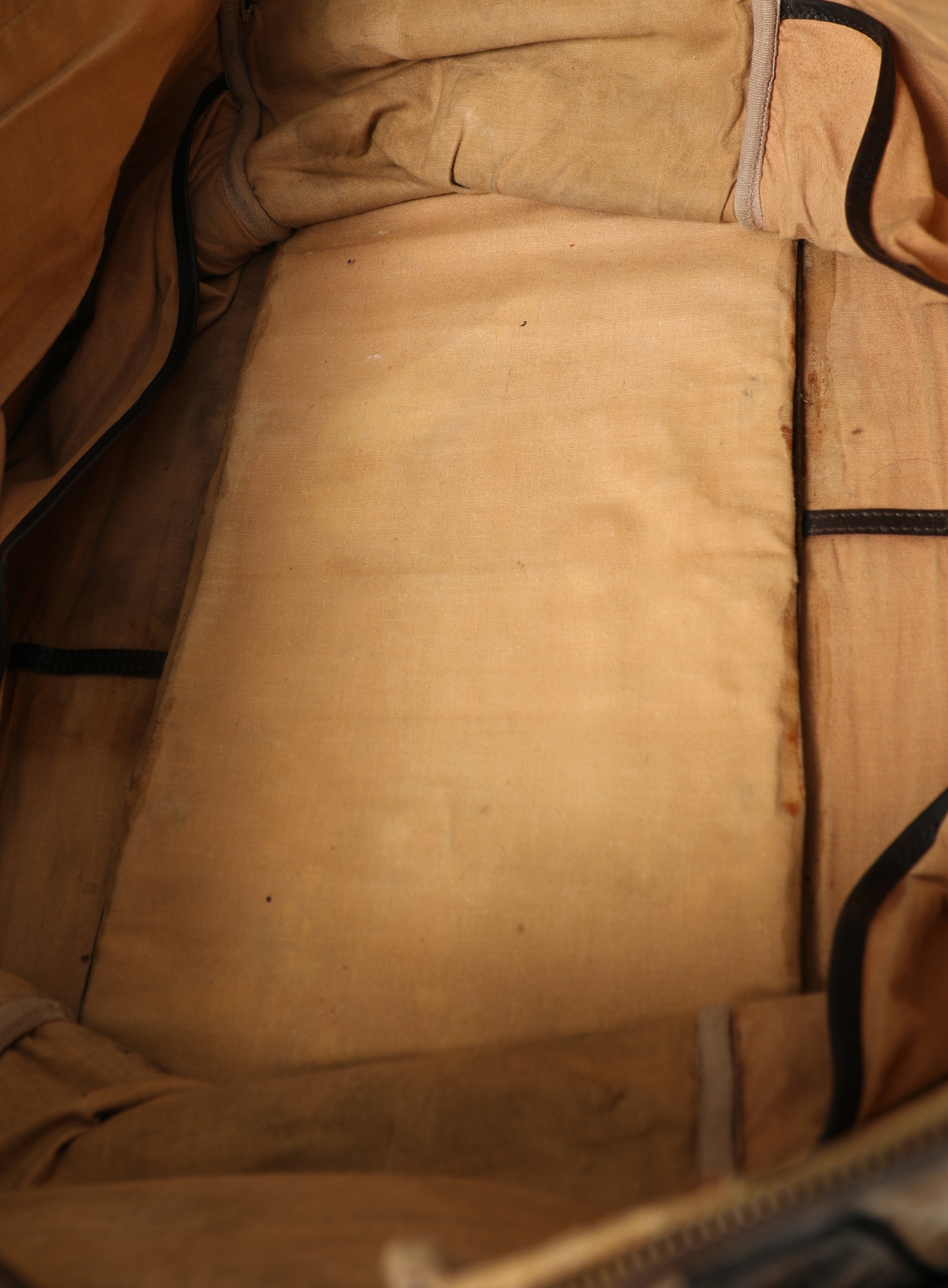 70s Oblique Travel Bag | Authentic & Vintage | ReSee