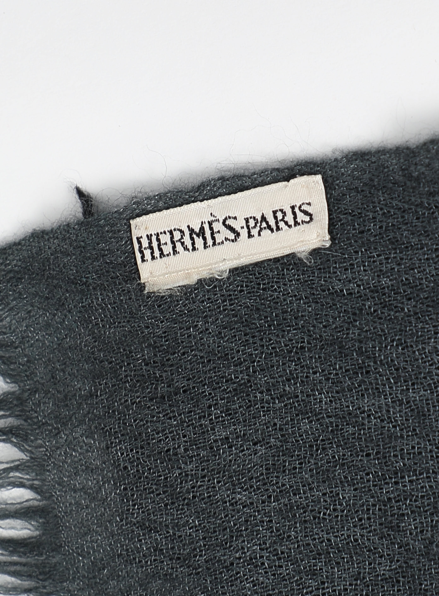 Margiela 2001 Bicolor Cashmere Shawl | Authentic & Vintage | ReSee