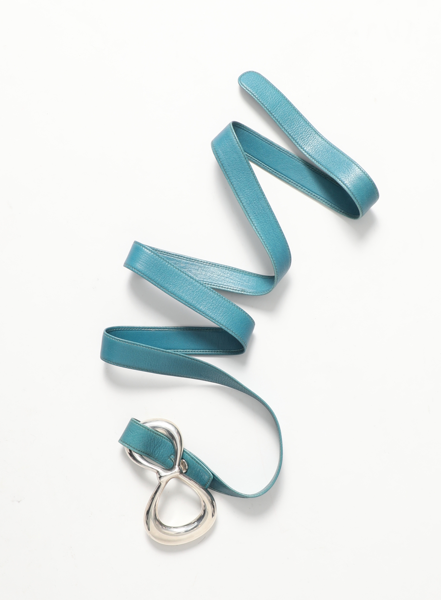 Tiffany & Co. 1975 Elsa Peretti Belt Infinity Bow Sterling Silver 925 Gift Box 1975 Elsa Peretti Sterling Bow Belt | Authentic & Vintage  main image 4