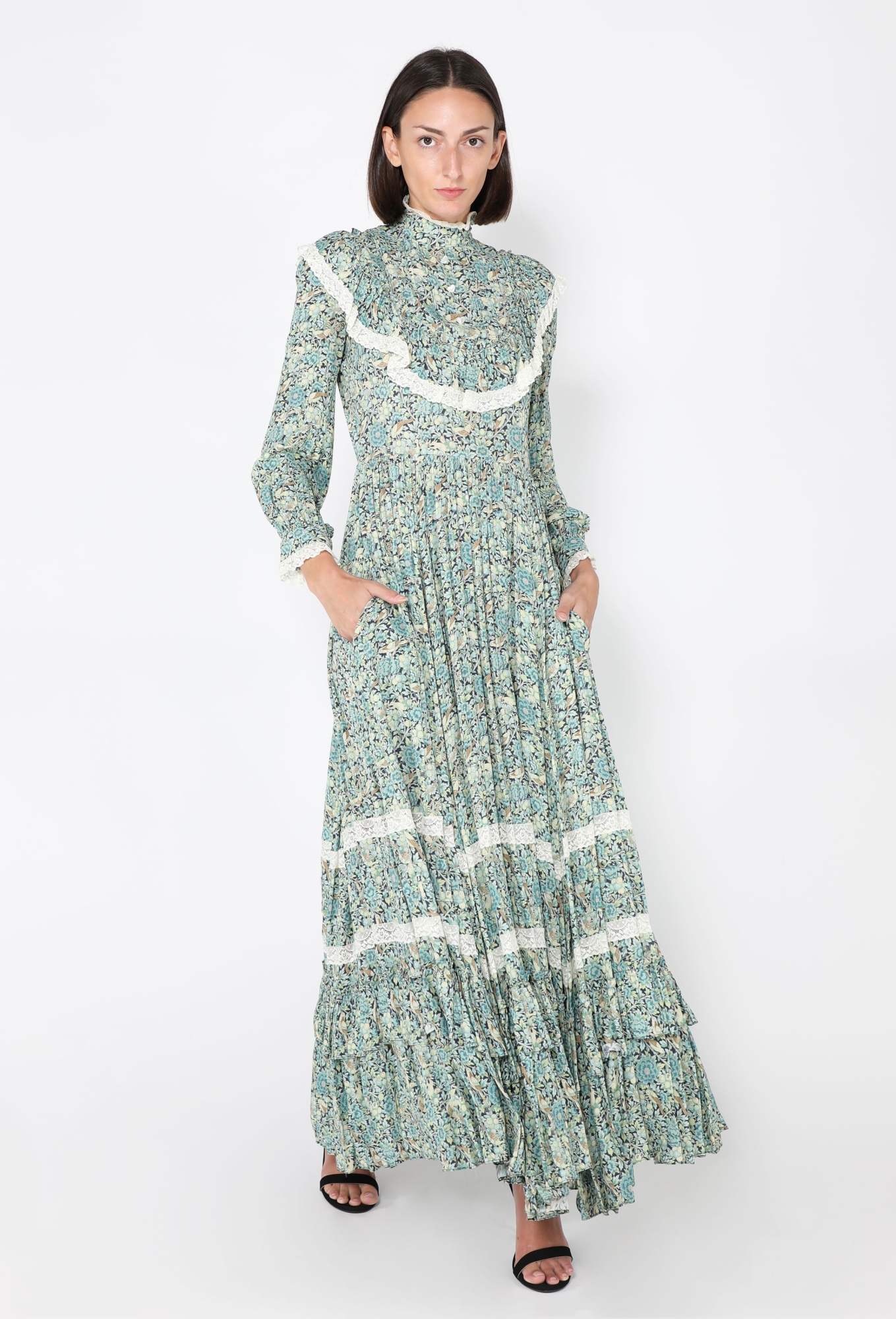 Liberty Floral Lace-Trim Dress, F/W 2020 - Gucci | ReSee