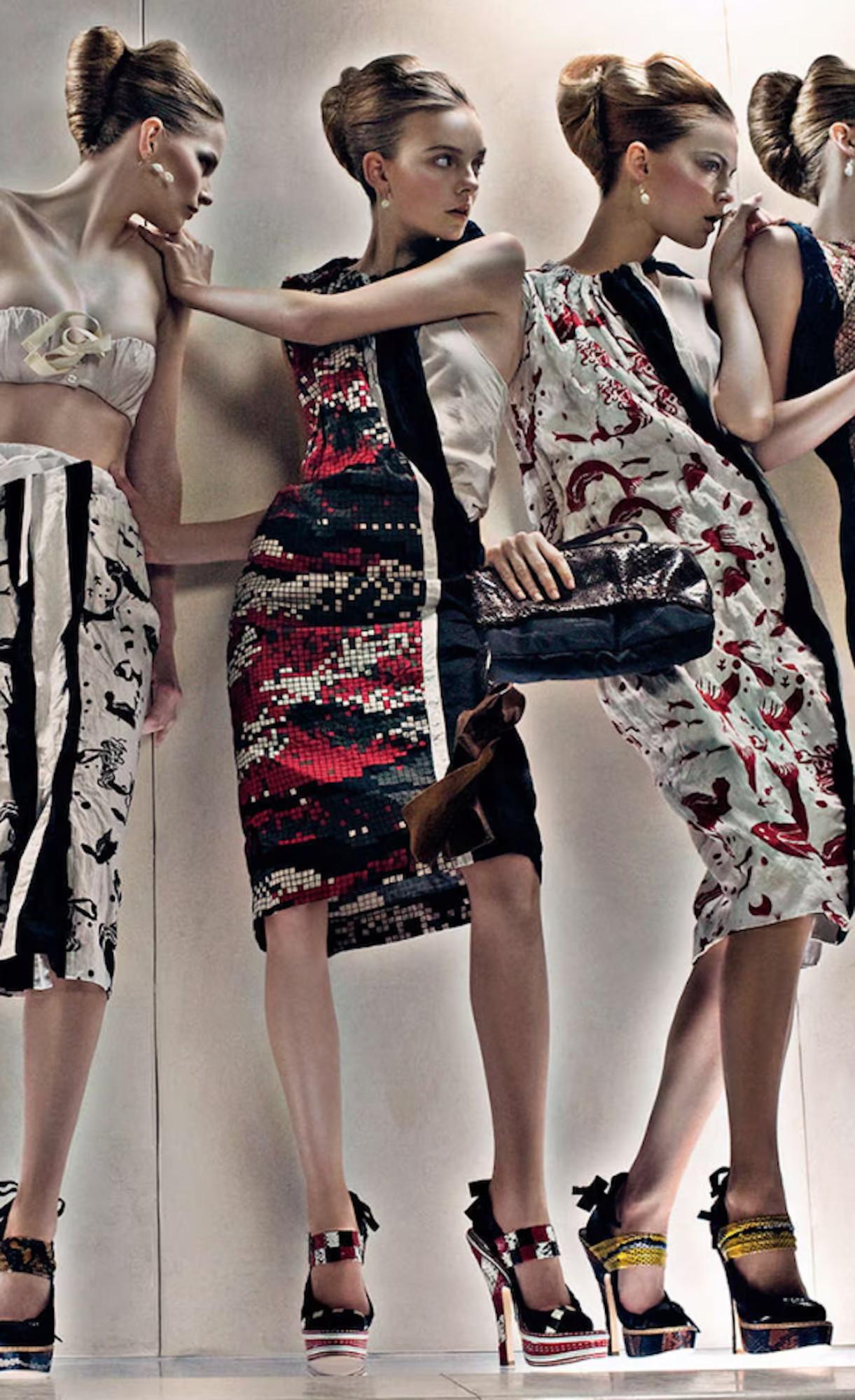 PRADAポロワンピ S/S 2009 Crinkled Graphic Dress - Prada | ReSee