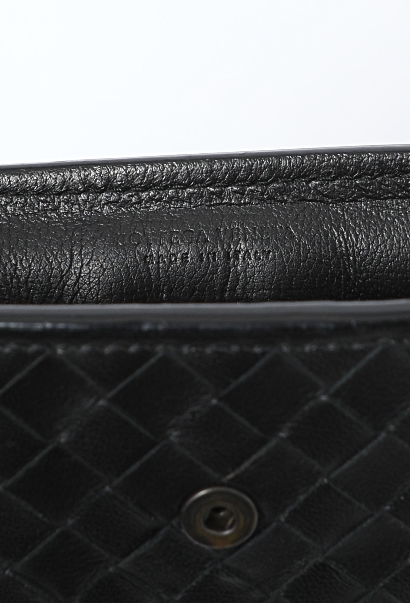 Calfskin Intrecciato iPad Case - Bottega Veneta | ReSee