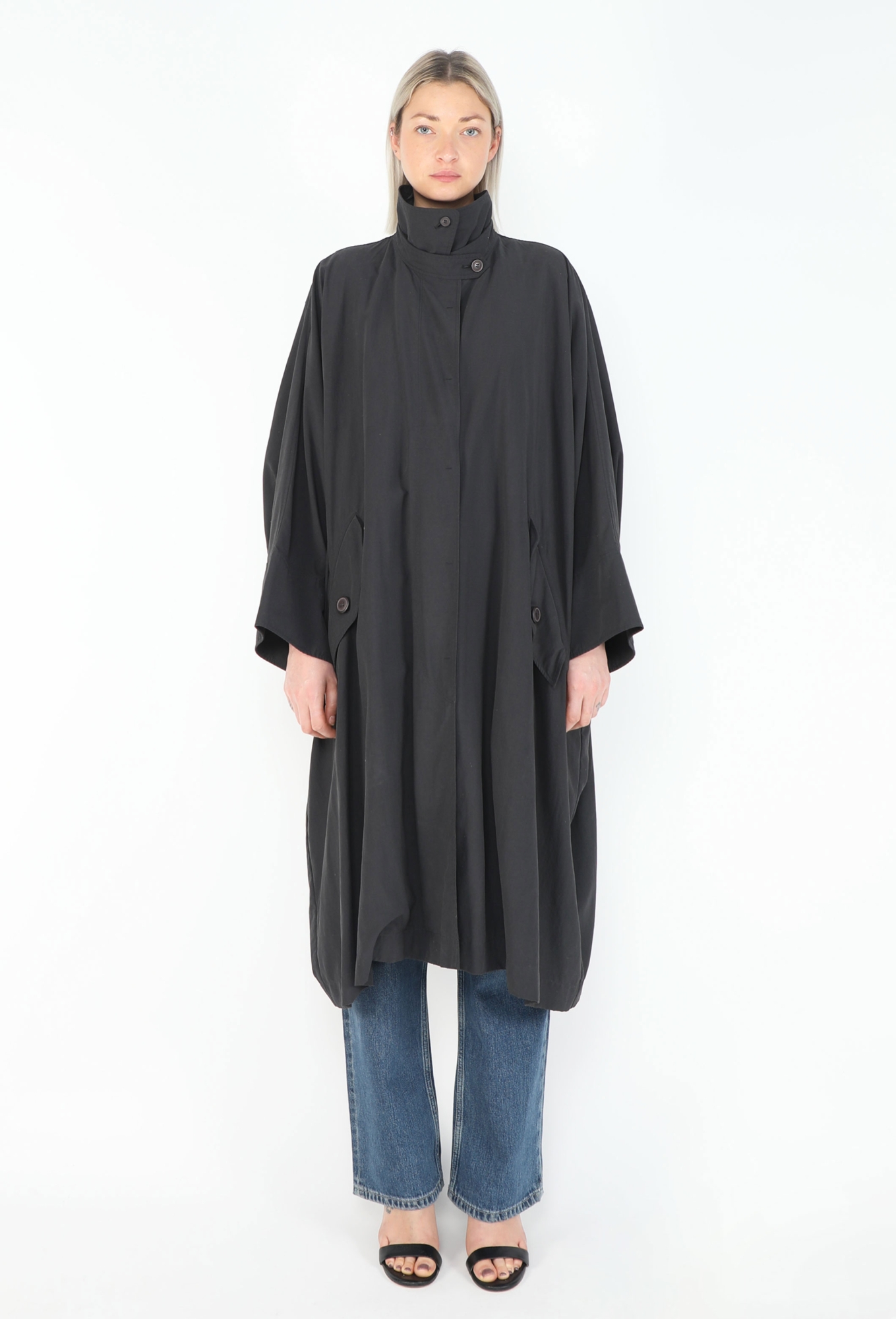 90s issey miyake レーヨン　光沢　ロングスリーブ　長袖 90s Batwing Nylon Trench - Issey Miyake | ReSee