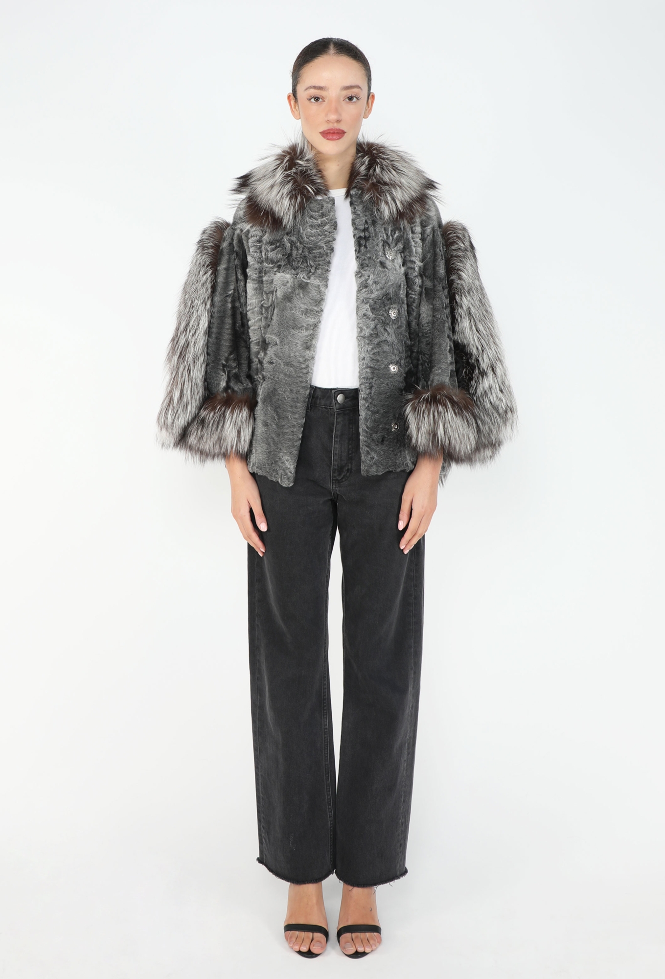 Christian Dior 毛皮コート シルバーフォックス RARE F/W 2007 Astrakhan Fox Fur Jacket - Dior | ReSee