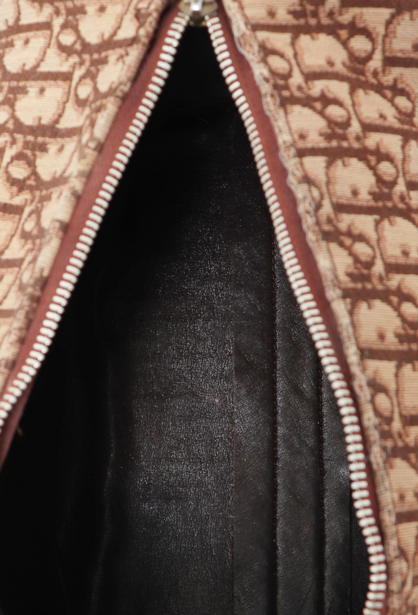 70s Oblique Boston Bag | Authentic & Vintage | ReSee