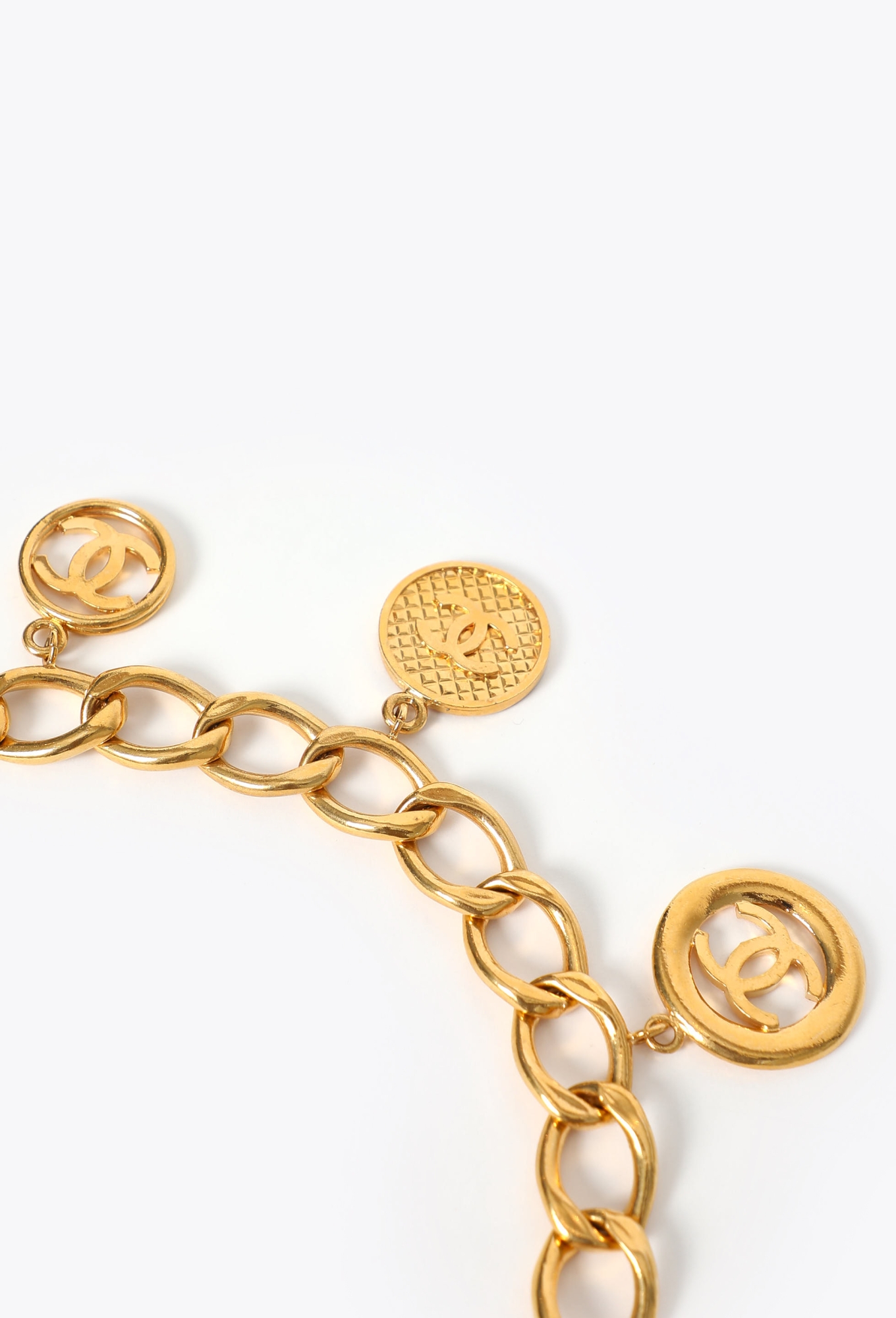 ICONIC 1993 Castellane Charm Belt - Chanel | ReSee