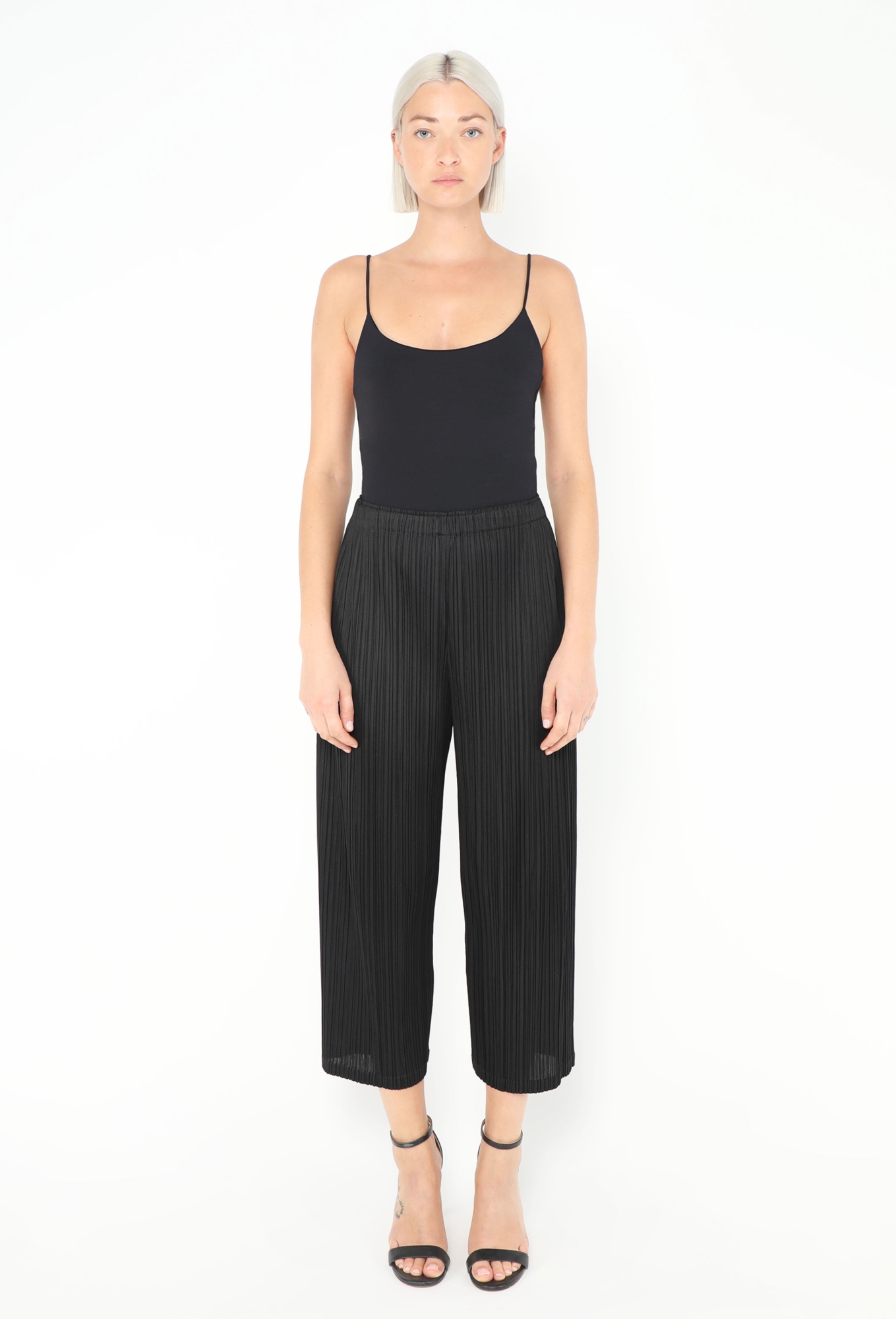 euro kenvy 極　Luxspo Pleats Pant ブラック Pleats Please Cropped Pants - Issey Miyake | ReSee