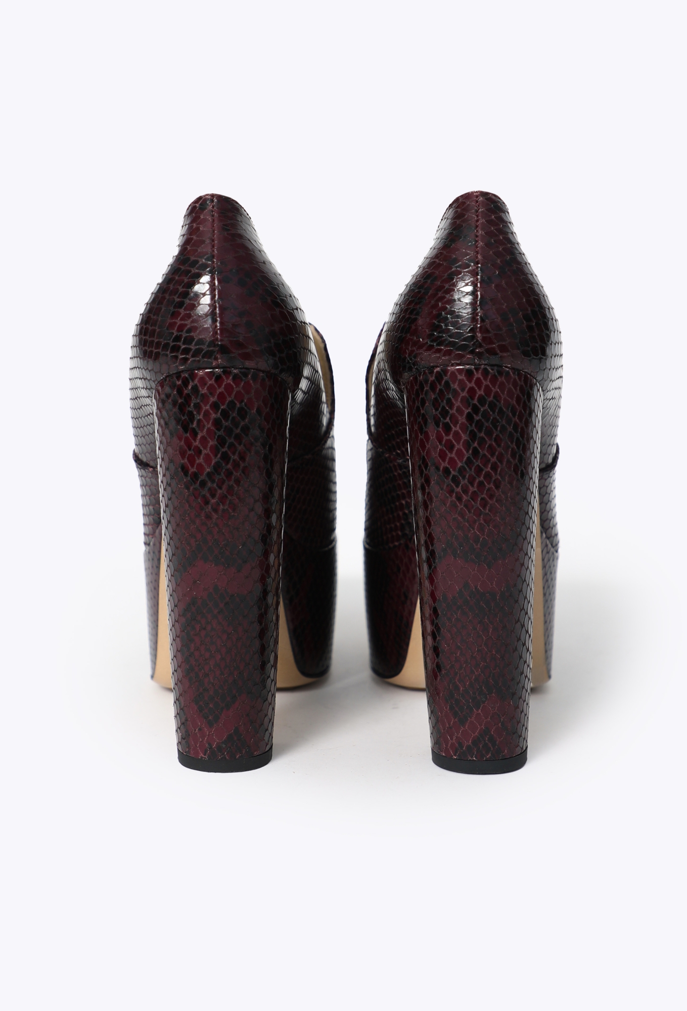 2023 Mostra Python Platforms - Bottega Veneta | ReSee