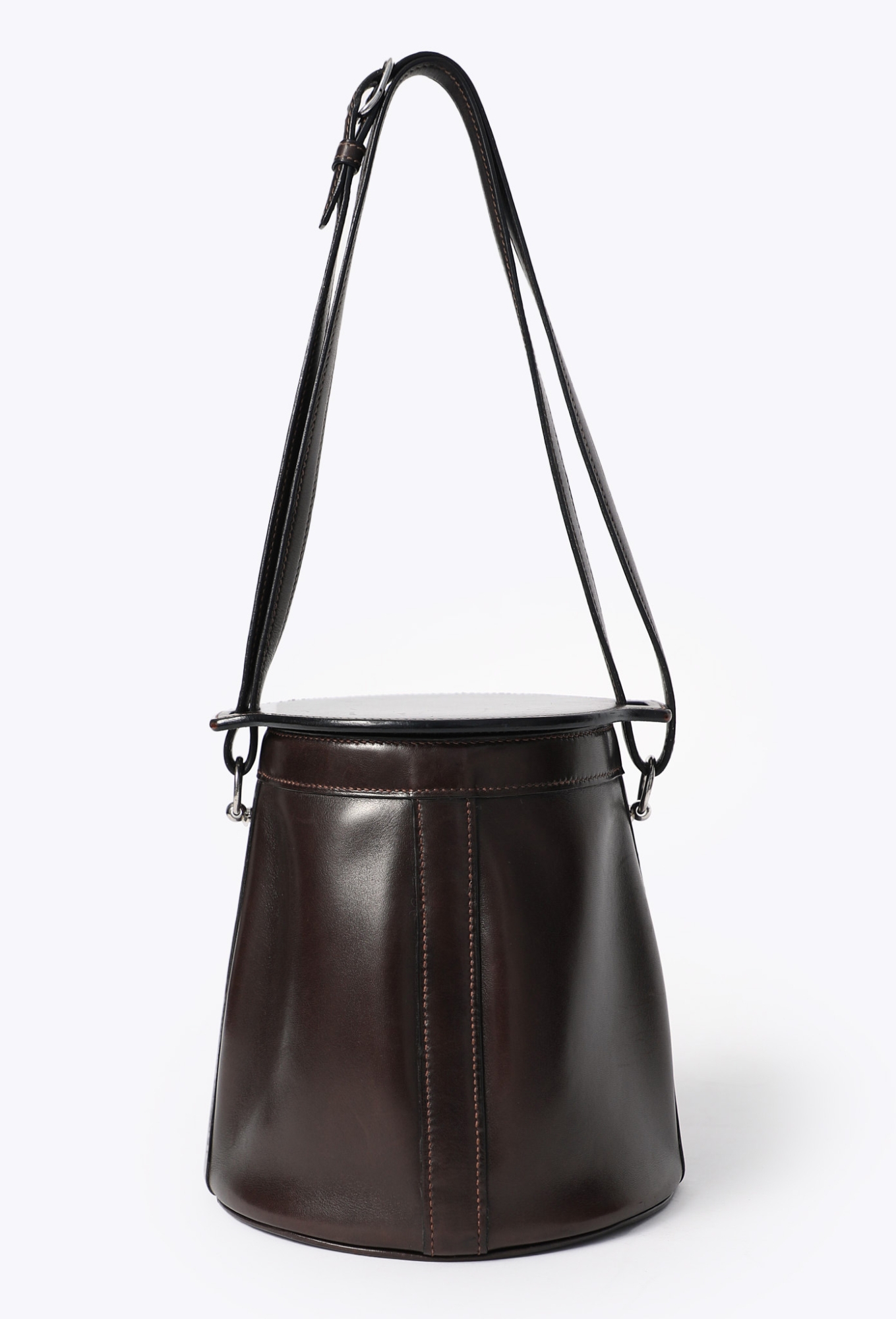バッグ HERMES Vintage Bucket Handbag Rare Vintage Chocolat Box Farming Bag - Hermès | ReSee