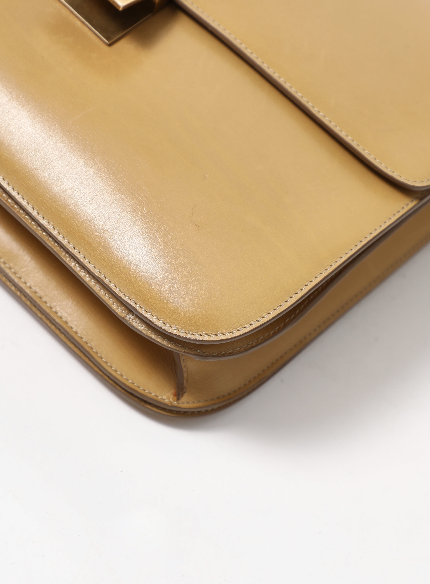 Classic Box Large Bag in Beige - Céline | ReSee