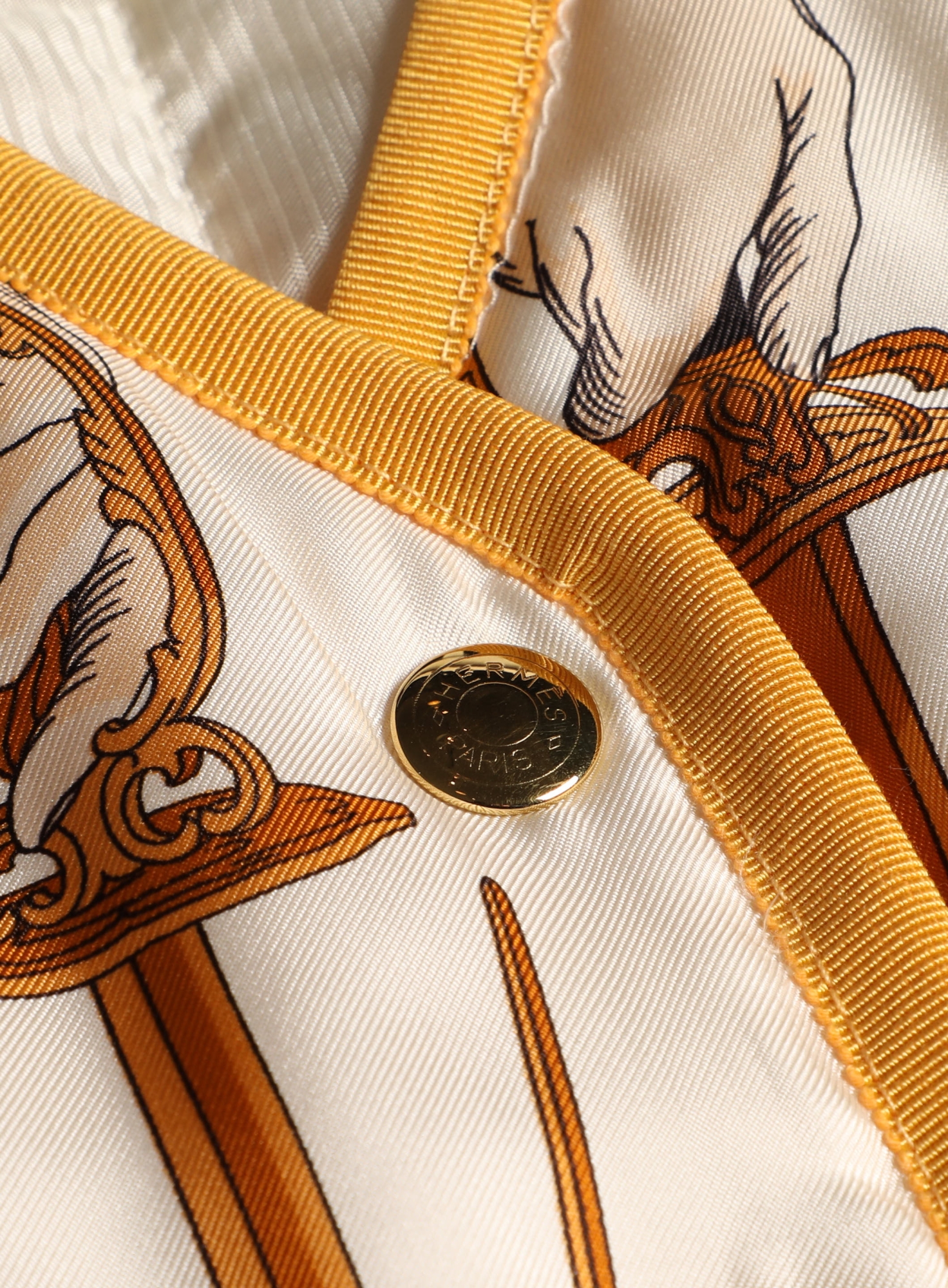 Traité des Armes' Vest | Authentic & Vintage | ReSee