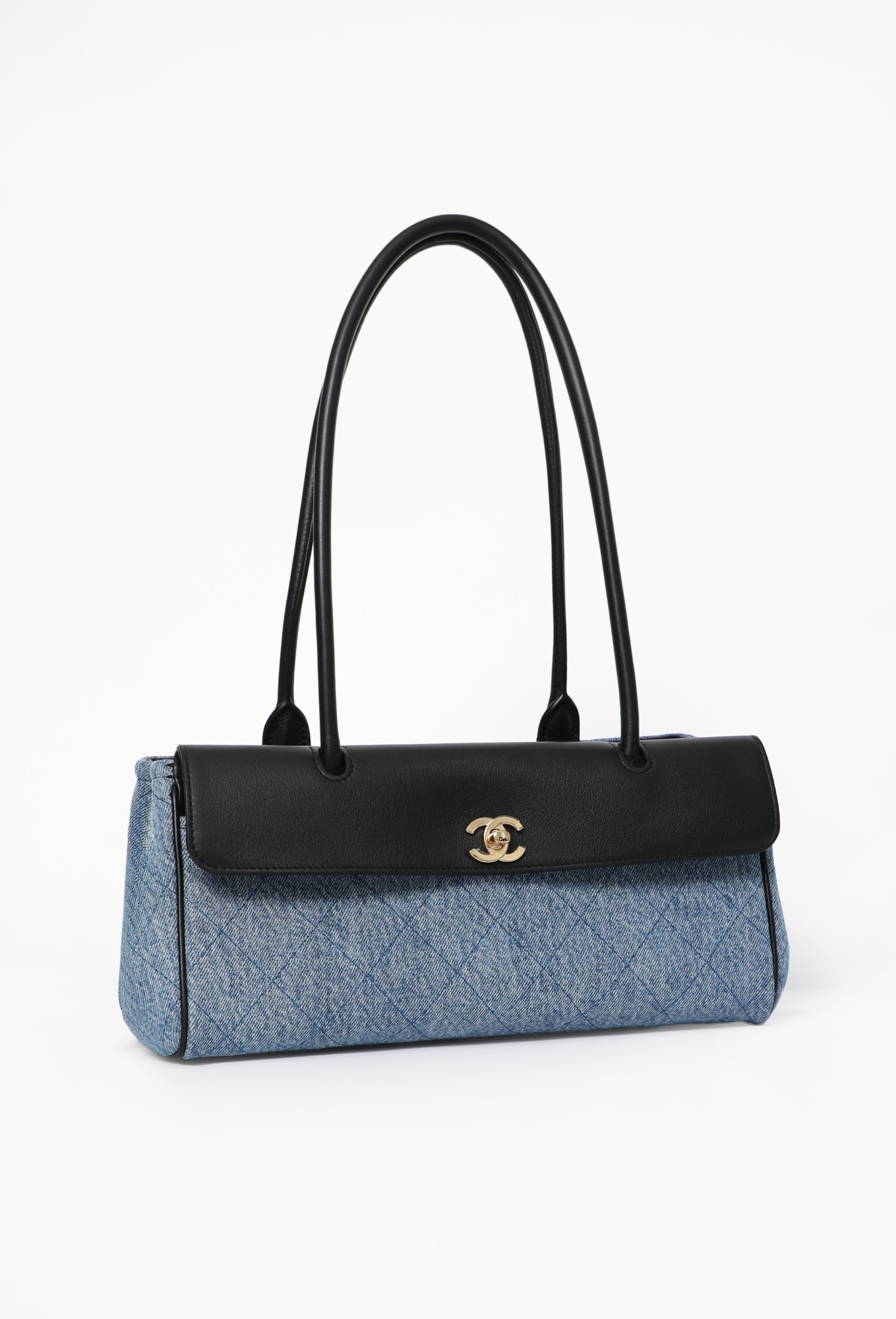 Small Denim Shopping Tote, 2026 - Chanel | ReSee