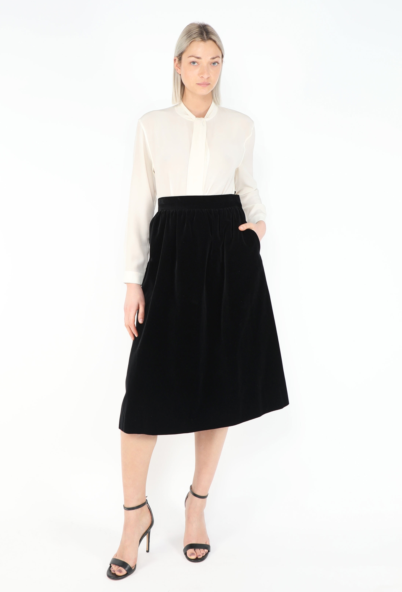 Velvet A-Line Skirt, F/W 1975 - Saint Laurent | ReSee