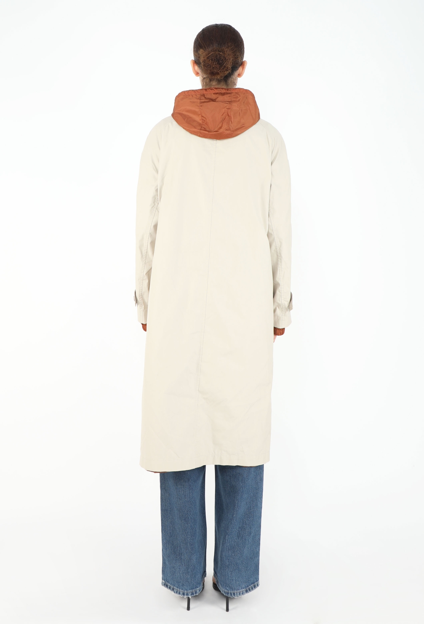 MIU404 2024Ver.ジャンパー Reversible Parka Trench, S/S 2025 - Miu Miu | ReSee