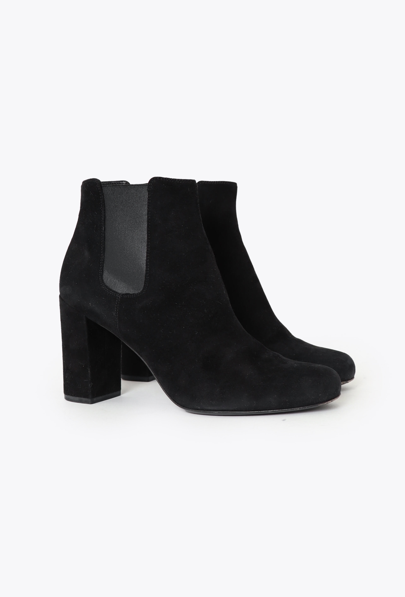 Saint Laurent Black Suede Chelsea Ankle Boots SAINT LAURENT Wyatt Suede Chelsea Boots for Men | MR PORTER main image 2