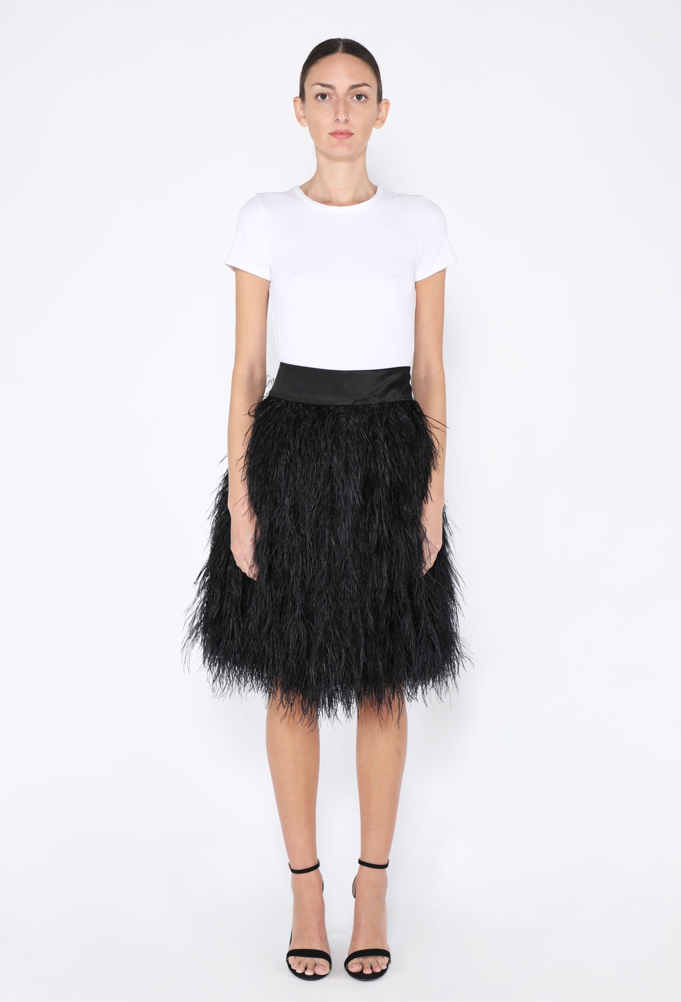 スカート Alexander McQueen 2006 Feather Skirt S/S 2004 'Deliverance' Feather Skirt - Alexander McQueen | ReSee
