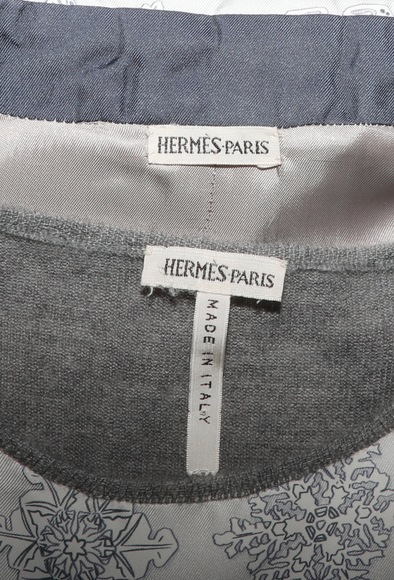 1999 'Feux de l'Hiver' Sweater Set - Hermès | ReSee