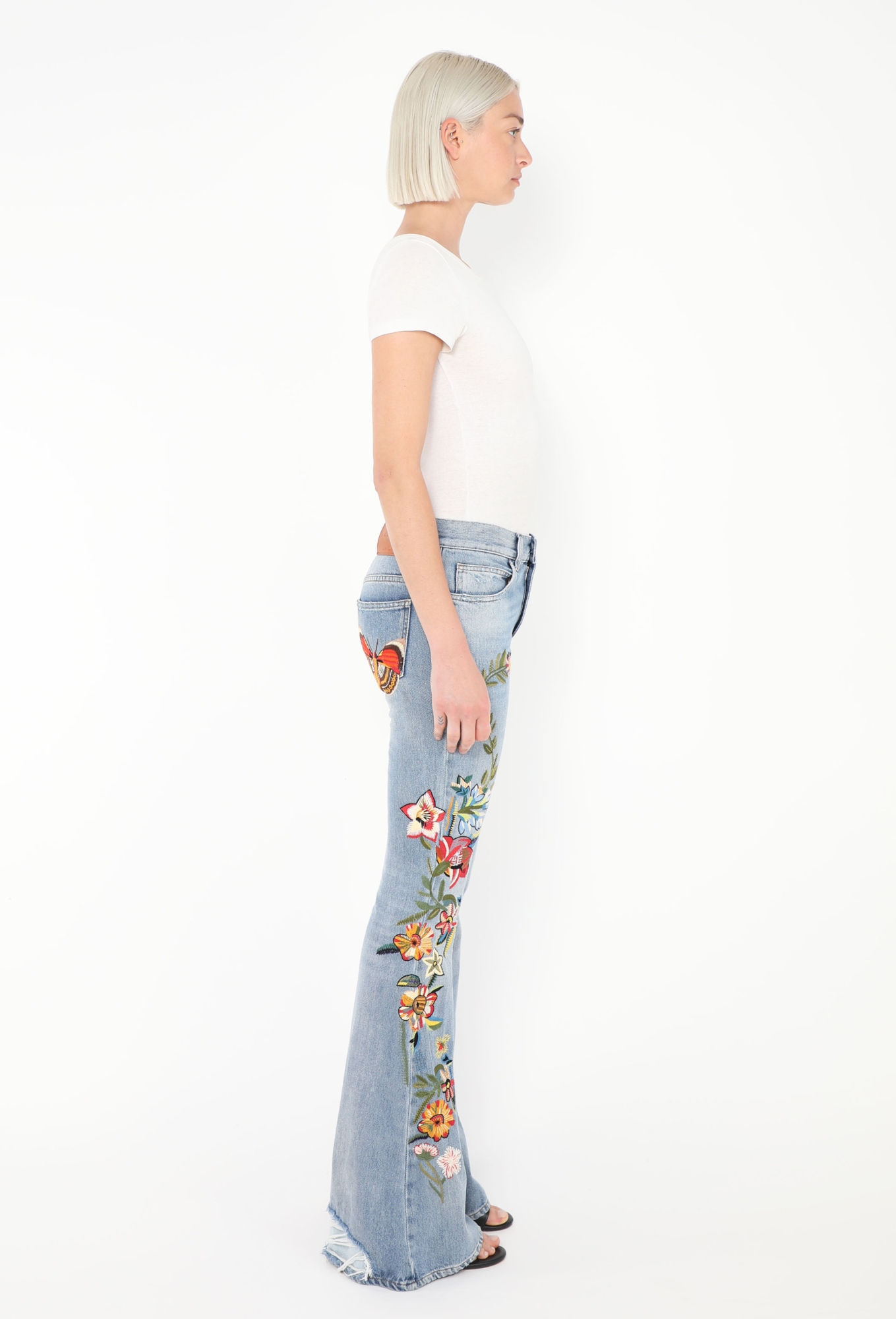 Pre-Fall 2016 Embroidered Flared Jeans - Gucci | ReSee