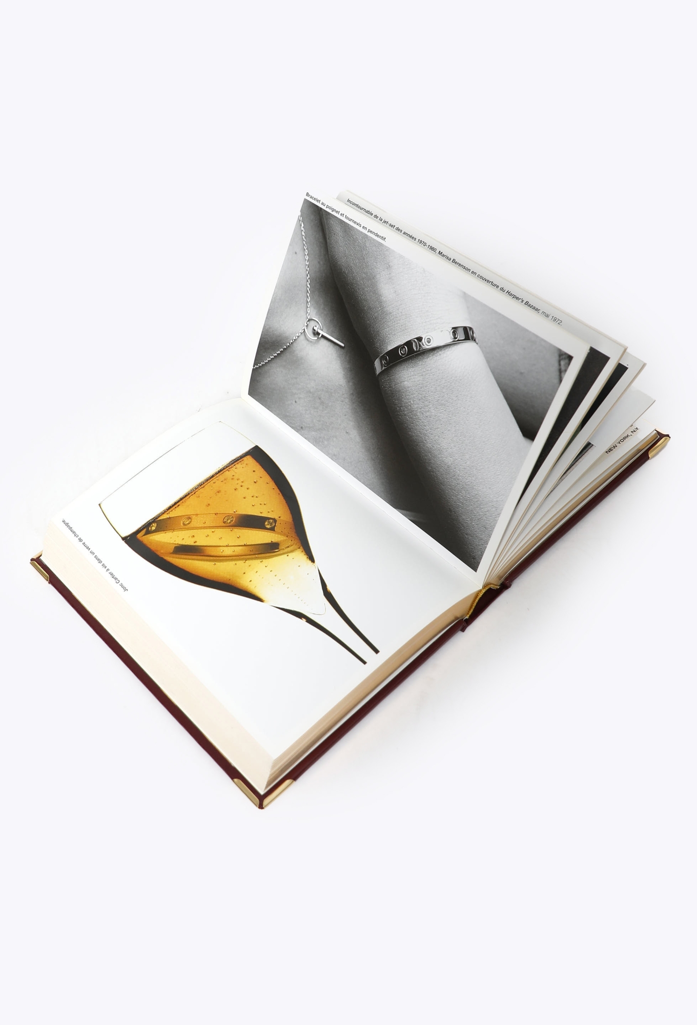か*0様 les must de Cartier カルティエ 英語 本 洋書ファ か*0様 les must de Cartier カルティエ 英語 本 洋書ファ - メルカリ