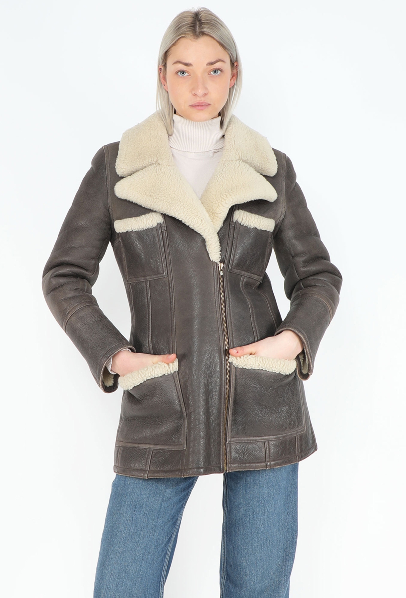 COLLECTOR F/W 1996 Shearling-Lined Jacket - Chanel | ReSee