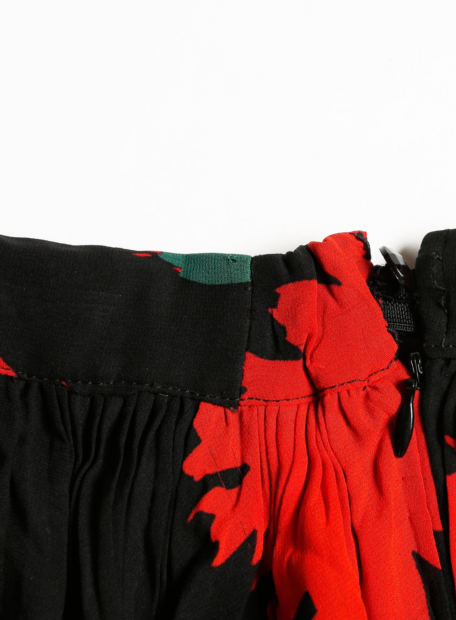 80s Floral Pleated Skirt | Authentic & Vintage | ReSee