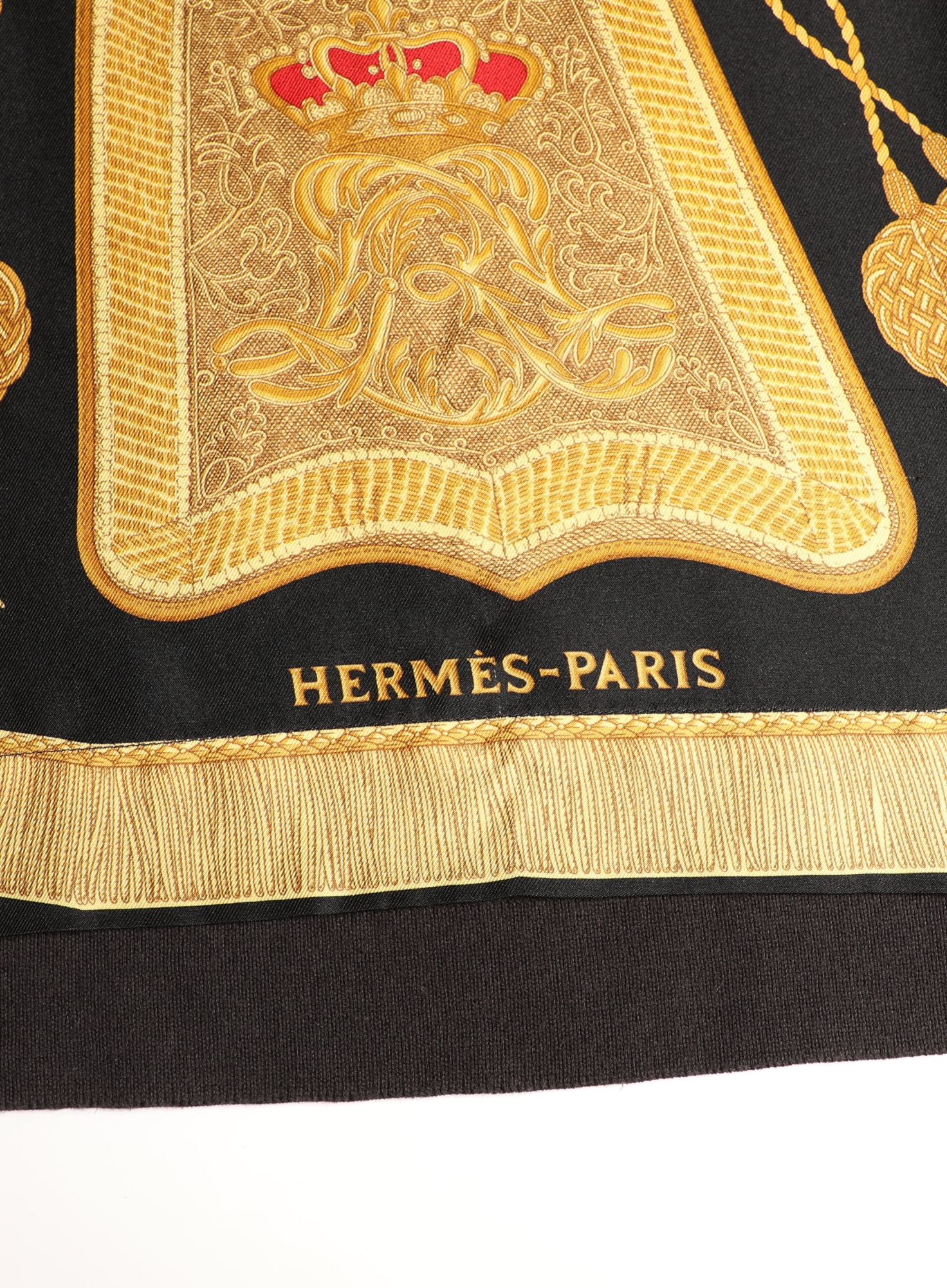 Poste et Cavalerie' Silk Carré Top| Authentic & Vintage | ReSee