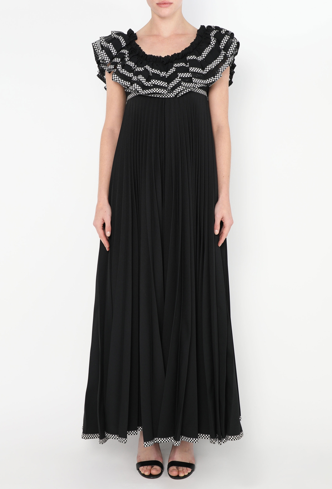 Exquisite Vintage Jean Varon '70s Ruffled Gown Black Exquisite Vintage Jean Varon '70s Ruffled Gown Black