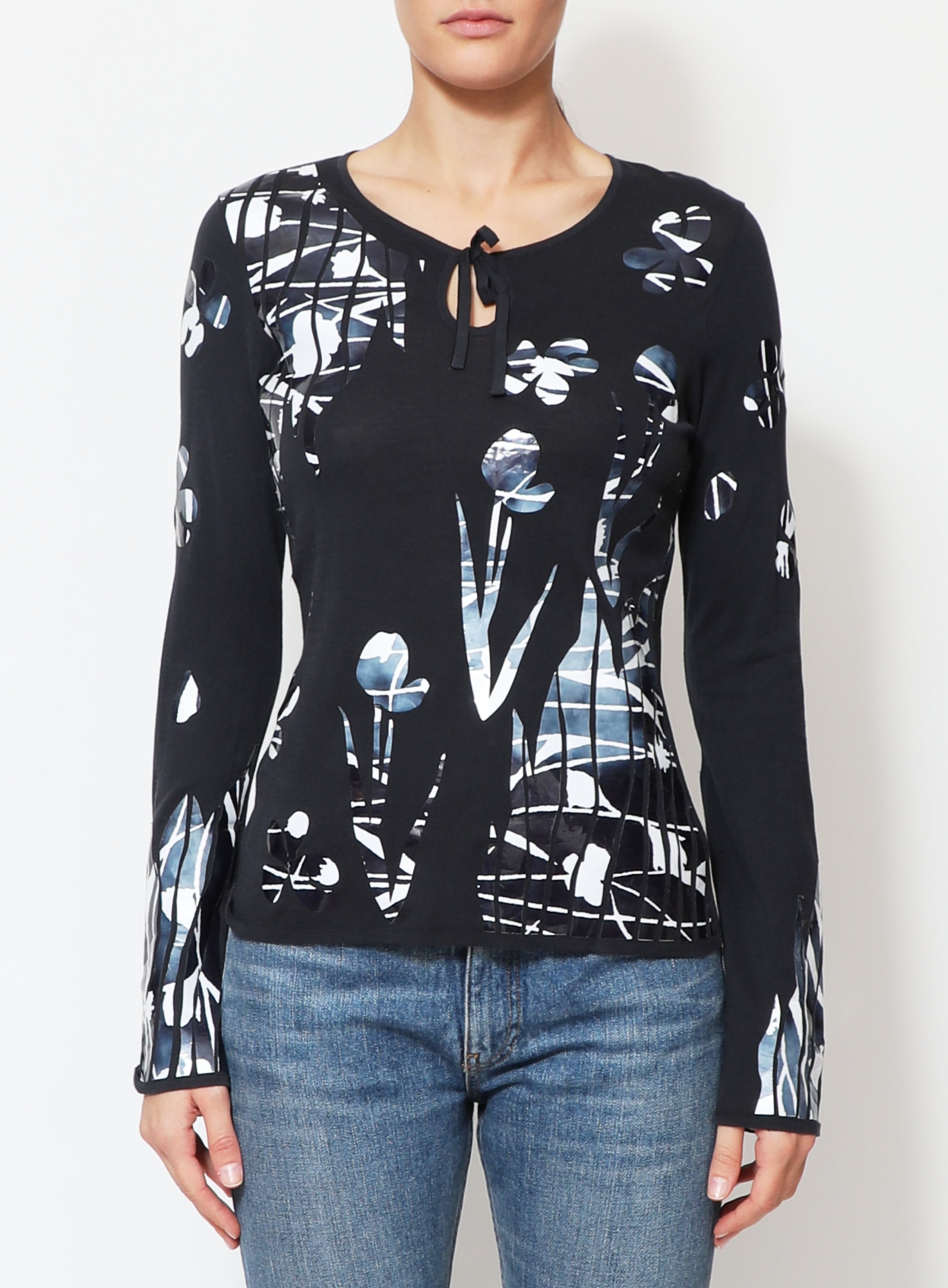 S/S 2004 Floral Appliqué Top | Authentic & Vintage | ReSee