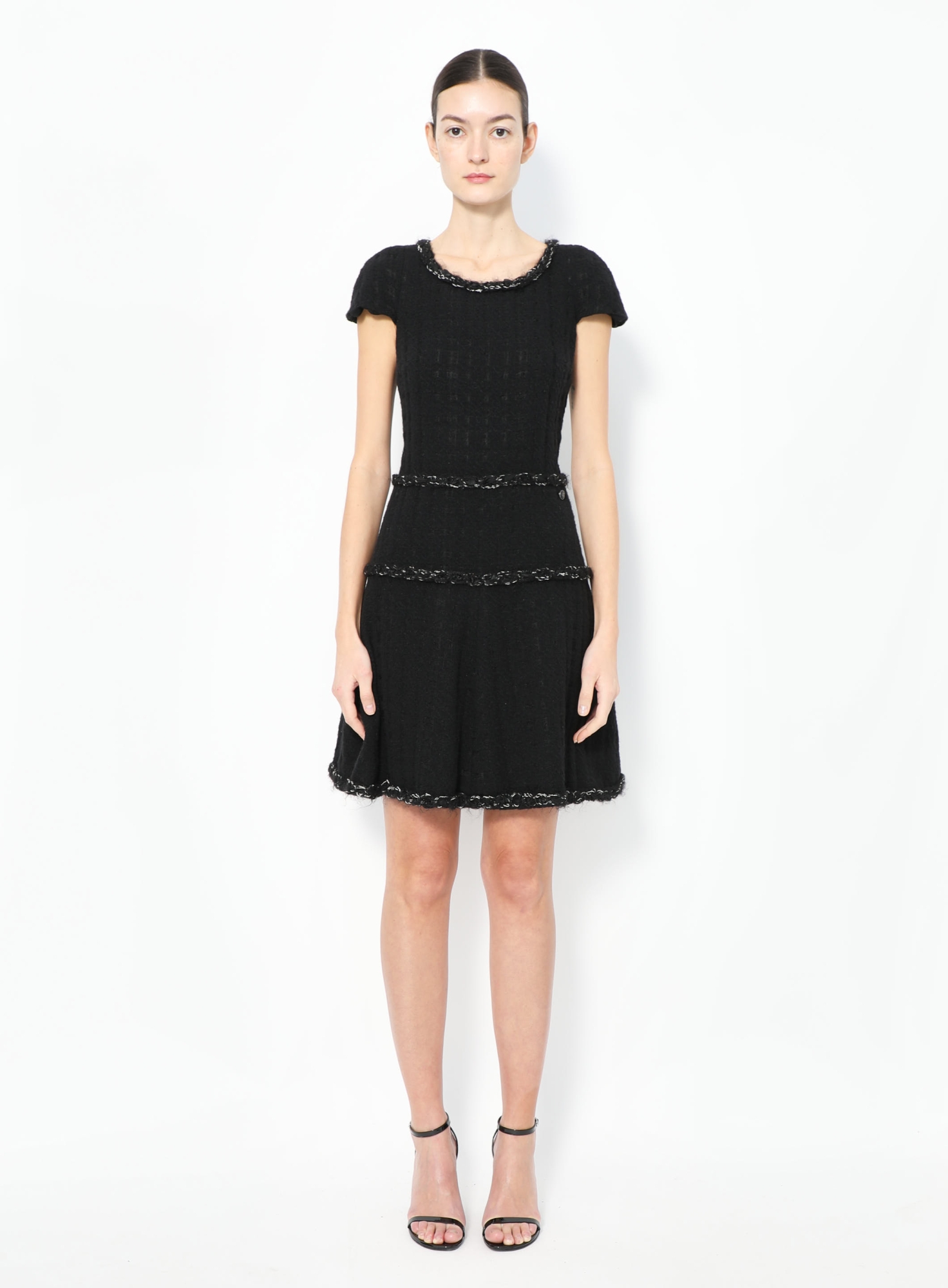 green emerald velvet dress Chanel main image 1