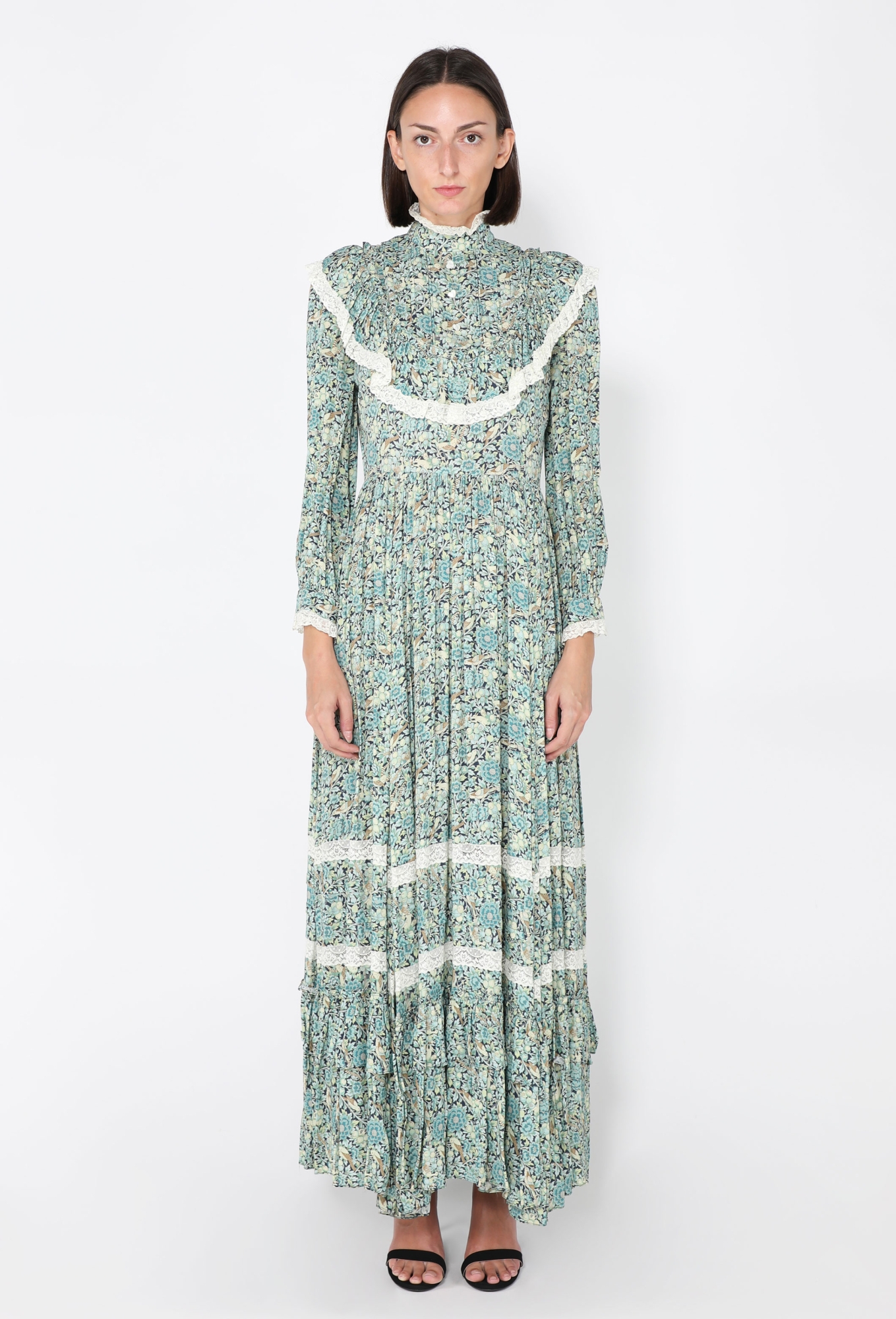 gucci floral lace dress Floral Silk Chiffon Maxi Dress with Pleated Skirt