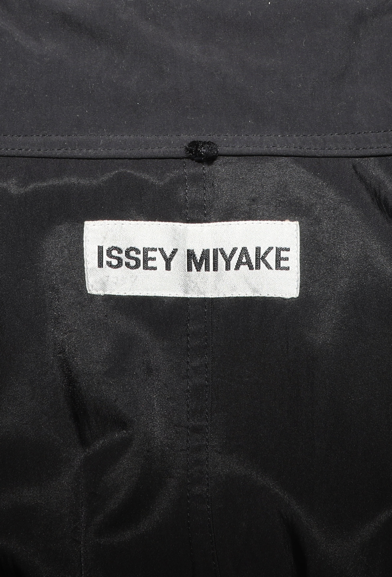90s Batwing Nylon Trench - Issey Miyake | ReSee