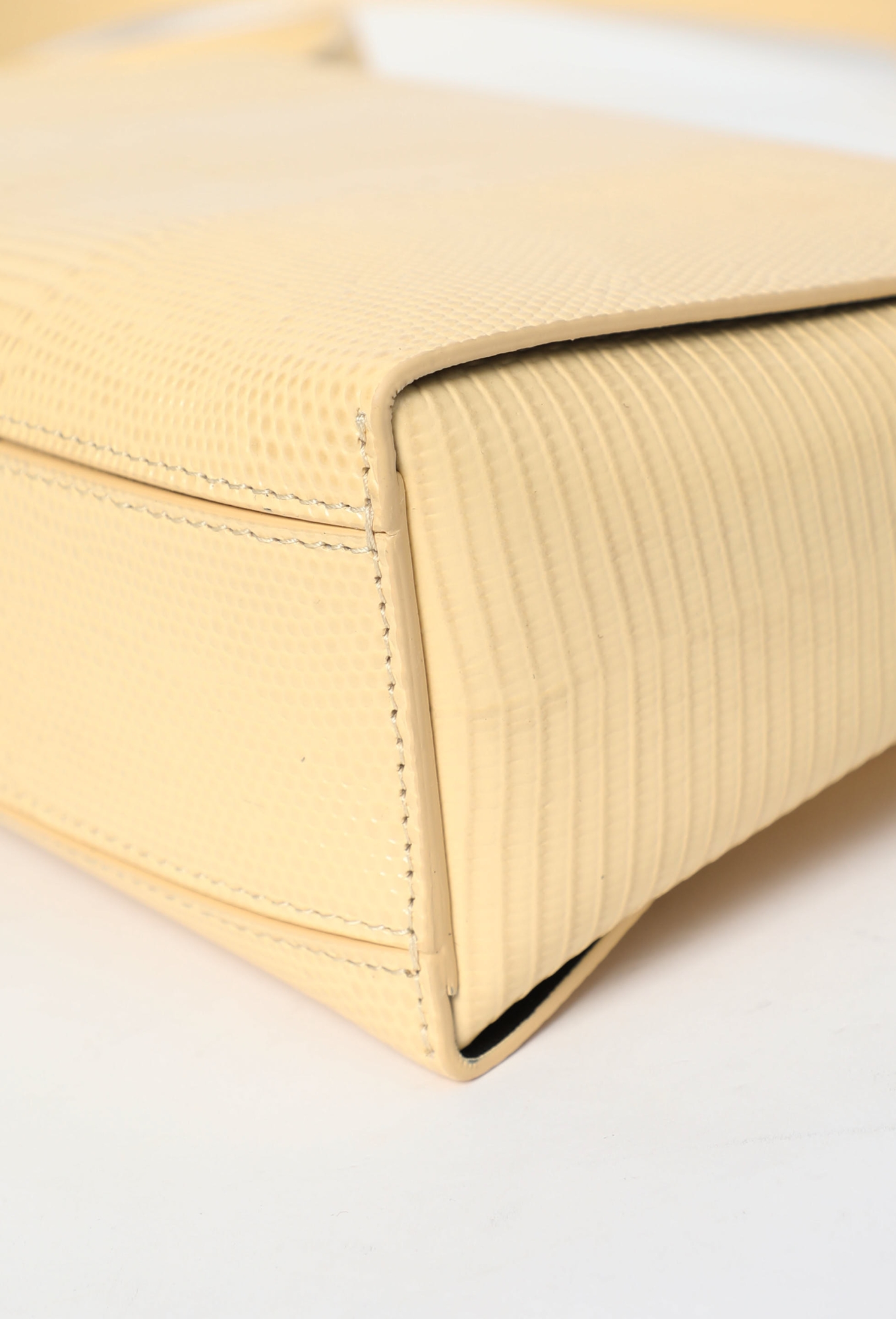 S/S 2025 Lizard-Embossed Crossbody Bag - Jil Sander | ReSee