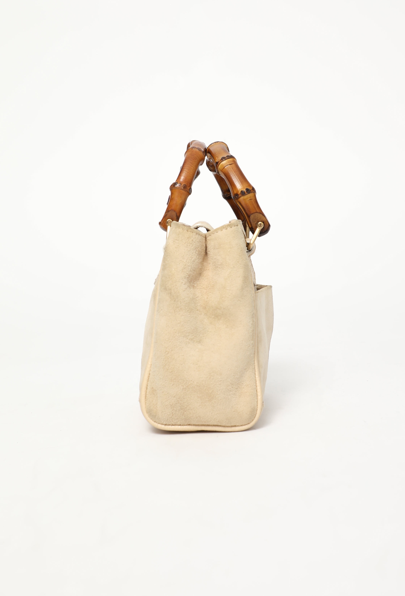 バッグ Vintage GUCCI suede accessory pouch Vintage Gucci Suede Bamboo Bag - A Retro Tale
