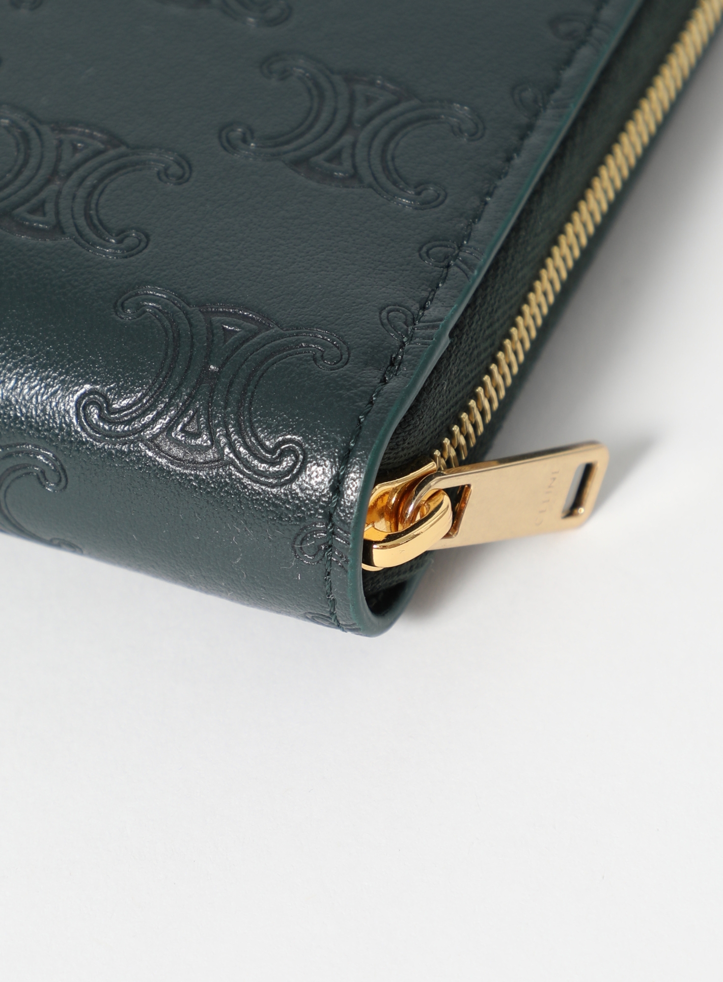 Triomphe Large Zipped Wallet | Authentic & Vintage | ReSee
