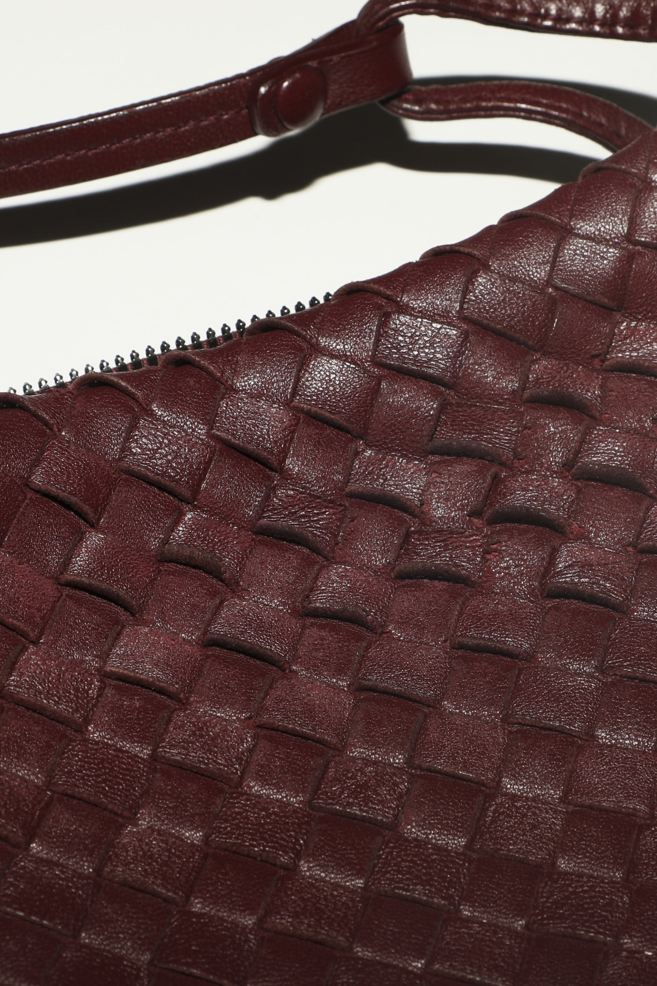 Intrecciato Nodini Crossbody Bag | Authentic & Vintage | ReSee