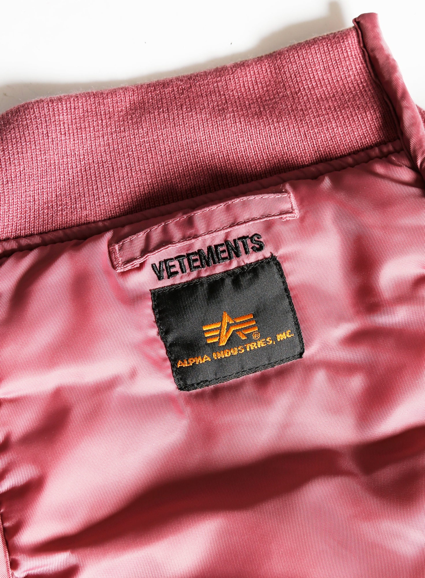 F/W 2018 x Alpha Industries Reversible Bomber | Authentic