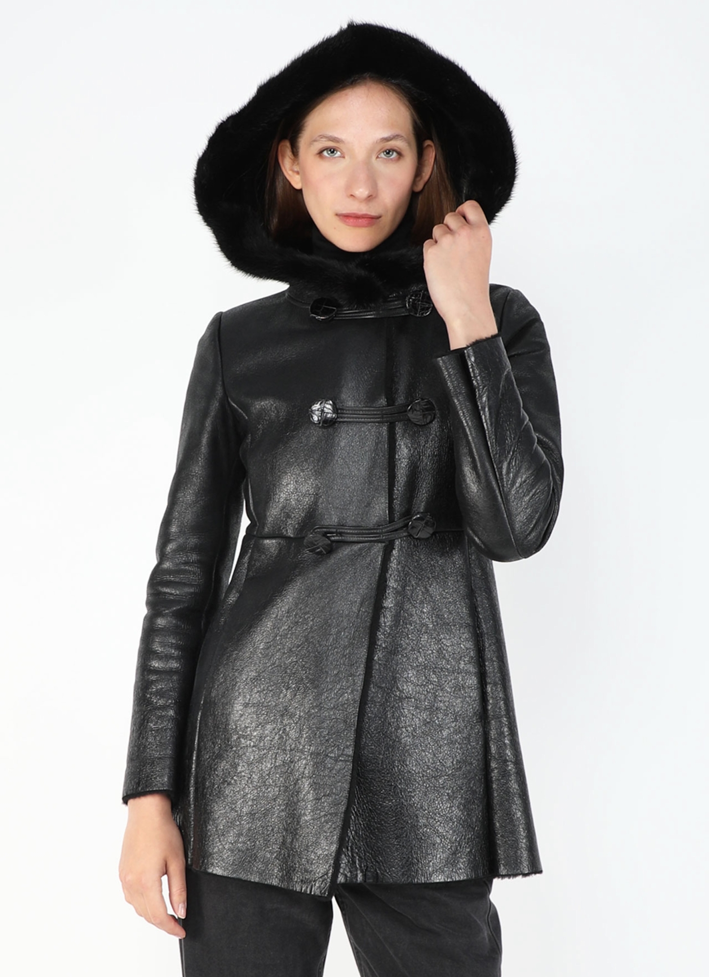 PRADA プラダ ライン美 シルク コート PRADA プラダ ライン美 シルク コート Shearling-Lined Mink Toggle