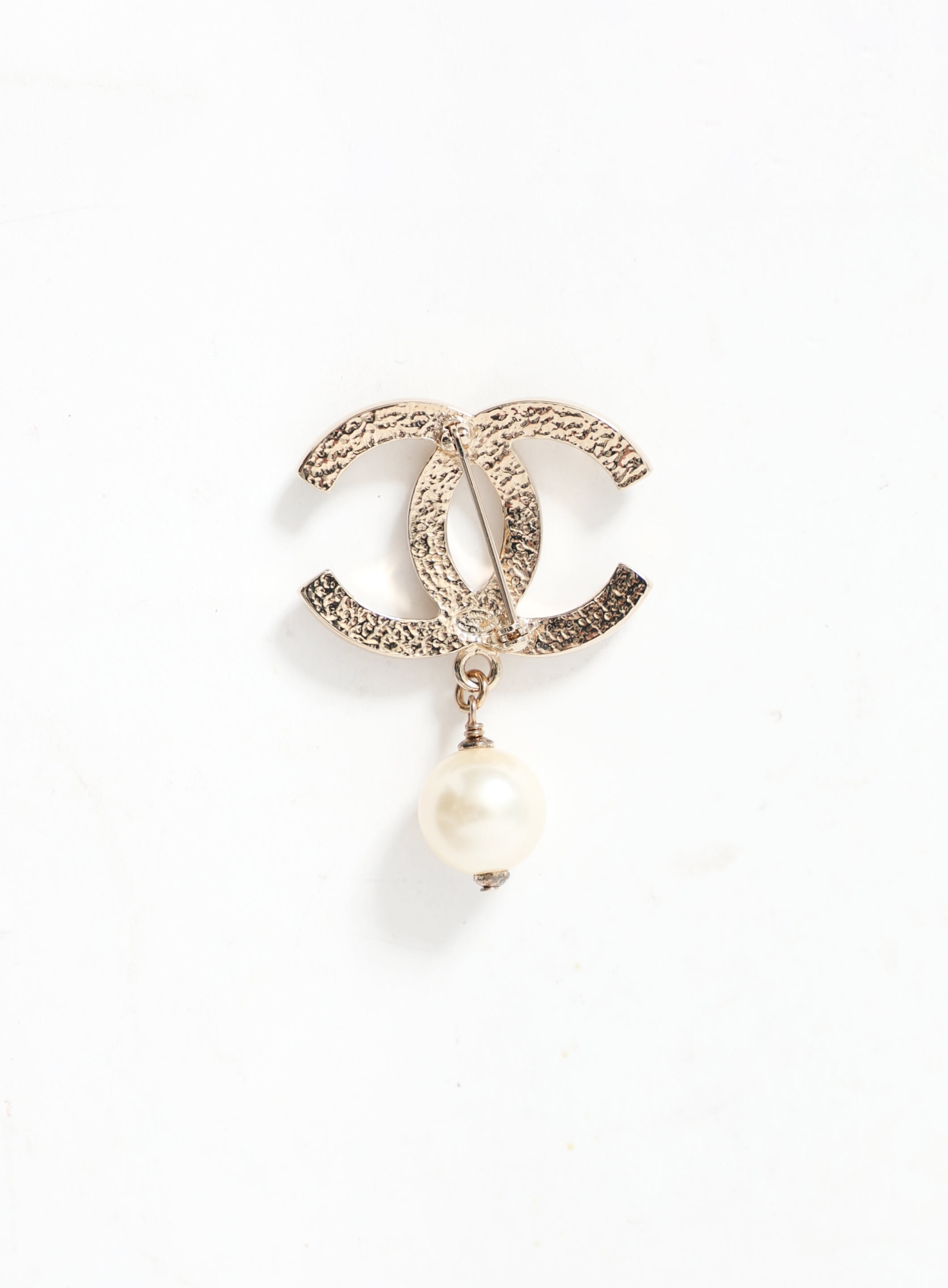 Fantasy Pearl 'CC' Brooch | Authentic & Vintage | ReSee
