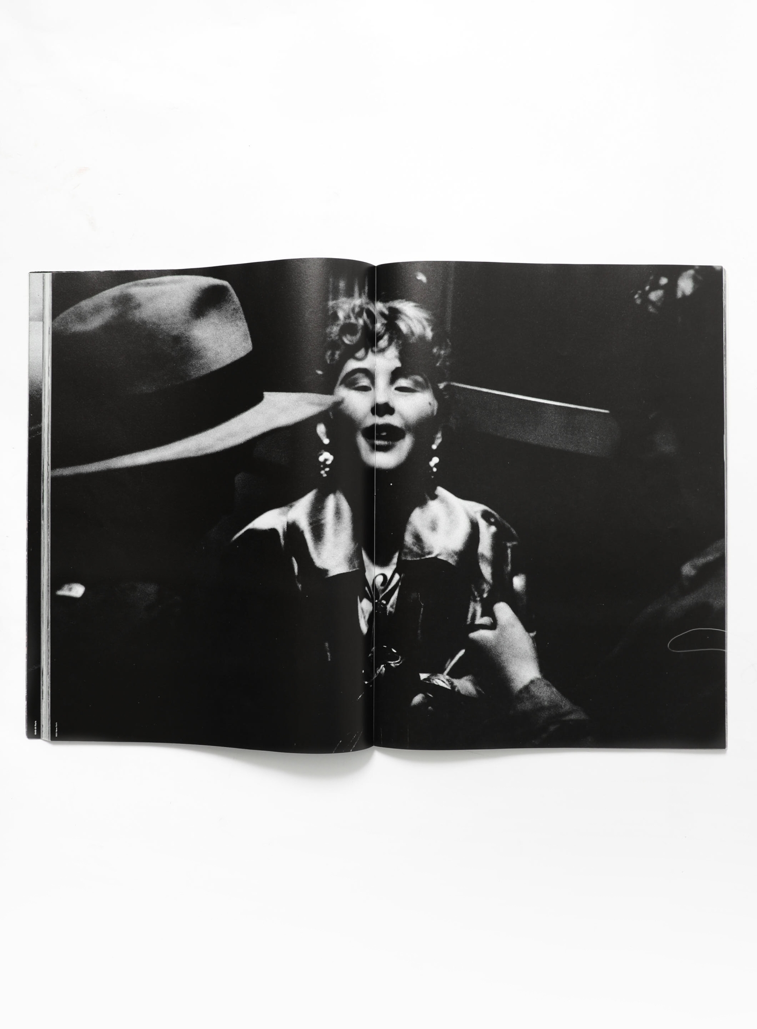 SIX Magazine: F/W 1989, No°4 | Authentic & Vintage | ReSee