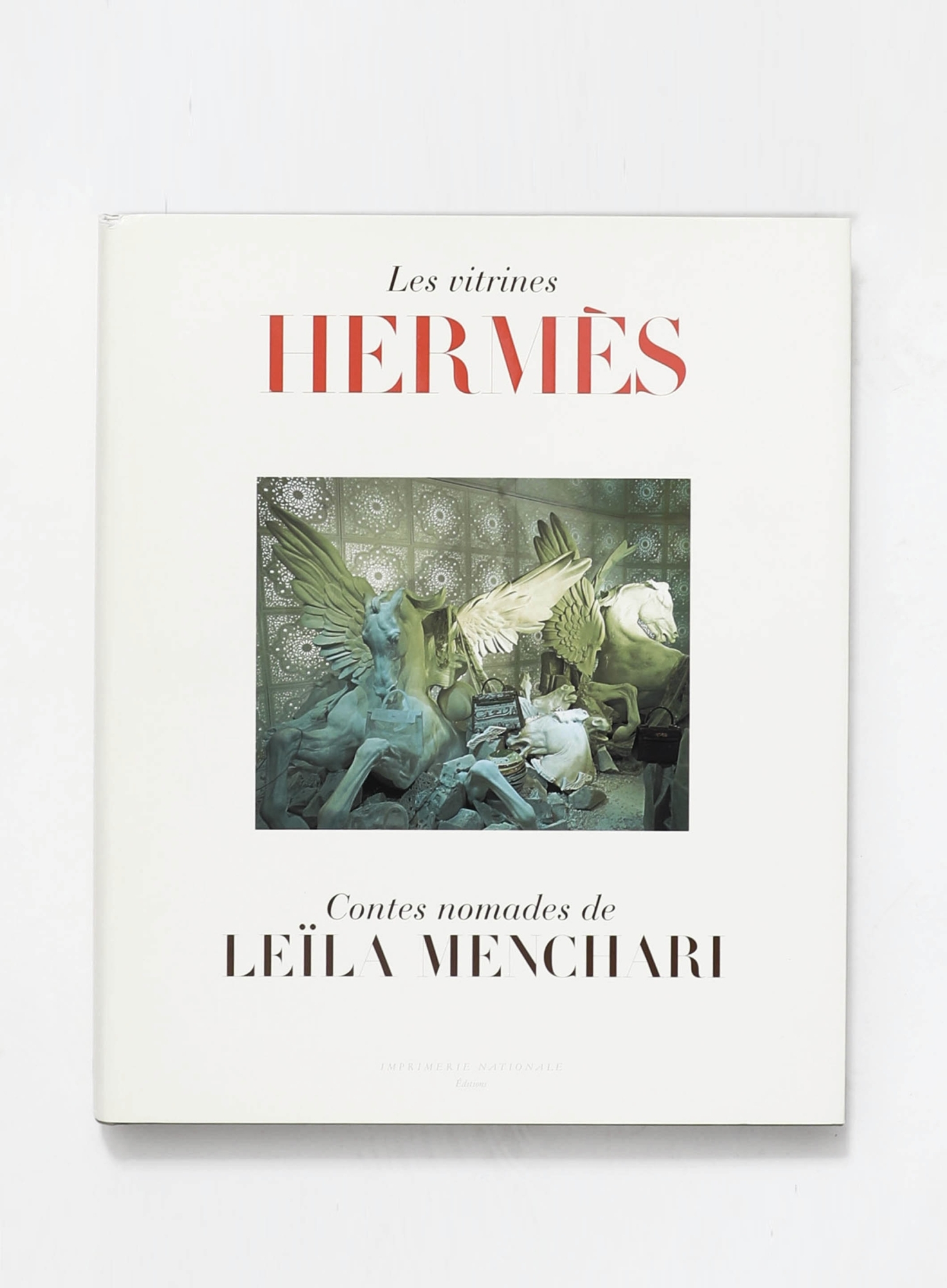 Les Vitrines Hermès: Contes Nomades de Leïla Menchari - Hermès | ReSee